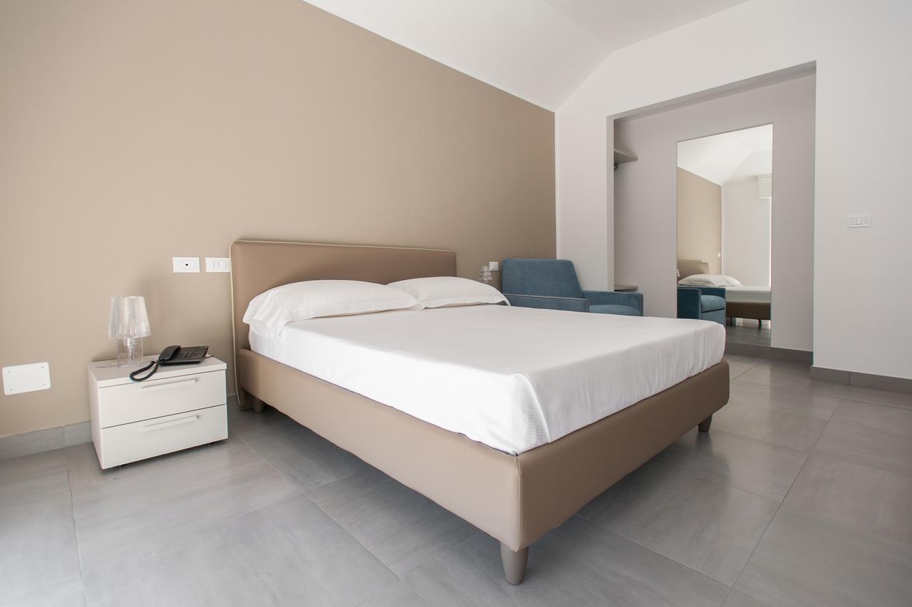 B&B Ligure Rooms Pietra Ligure Exterior foto