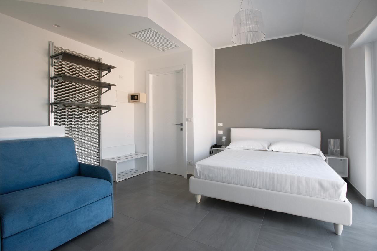 B&B Ligure Rooms Pietra Ligure Exterior foto