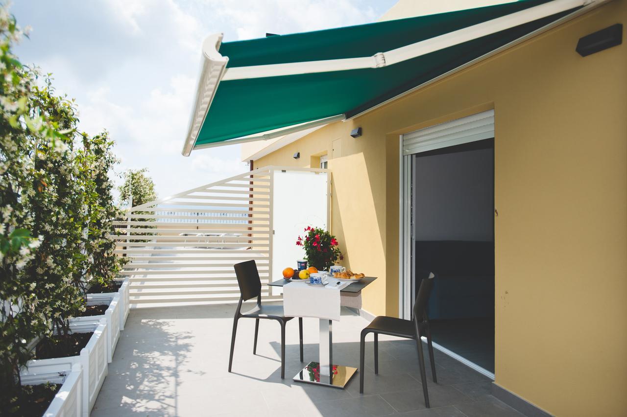 B&B Ligure Rooms Pietra Ligure Exterior foto